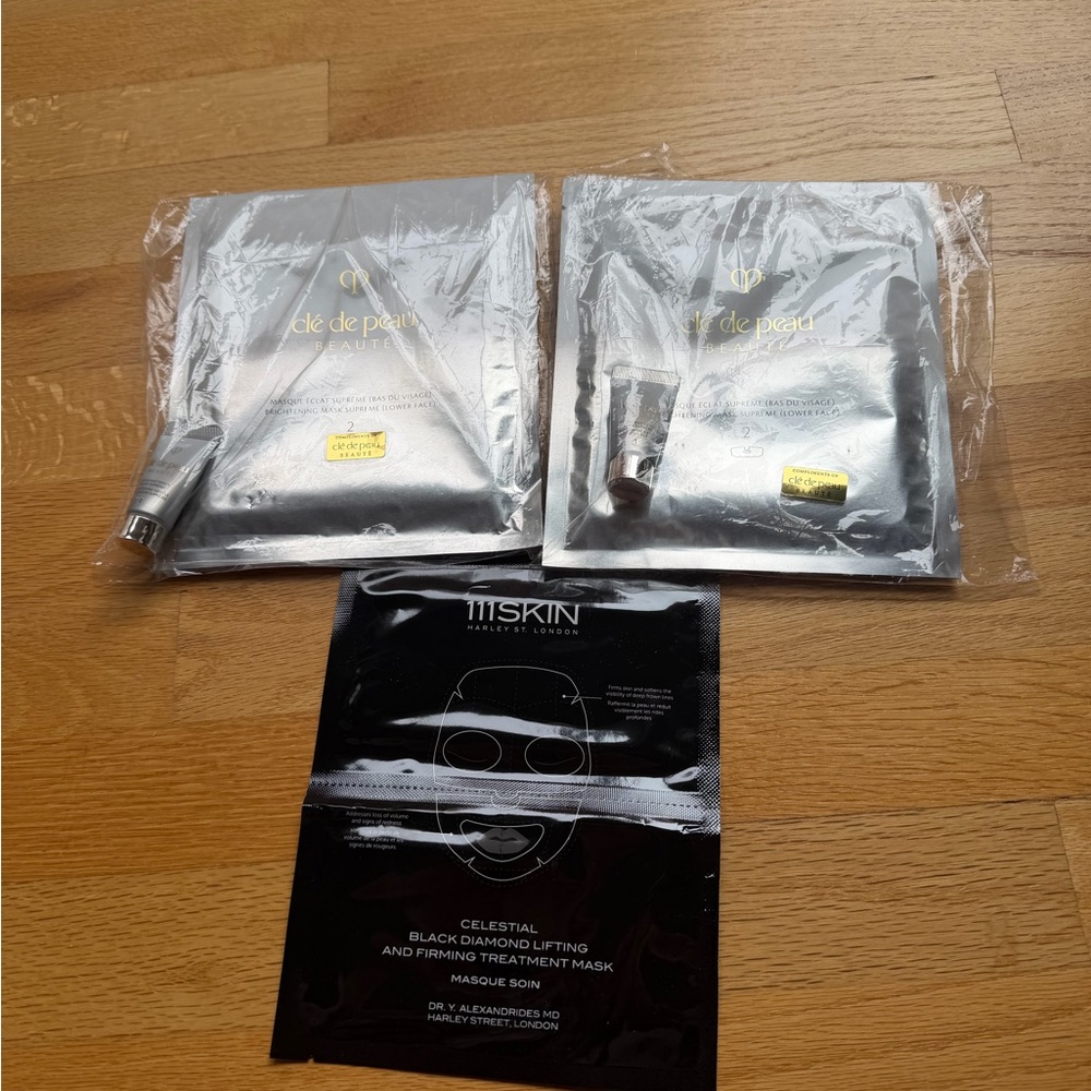 Clé de Peau Silver Brightening Mask Set